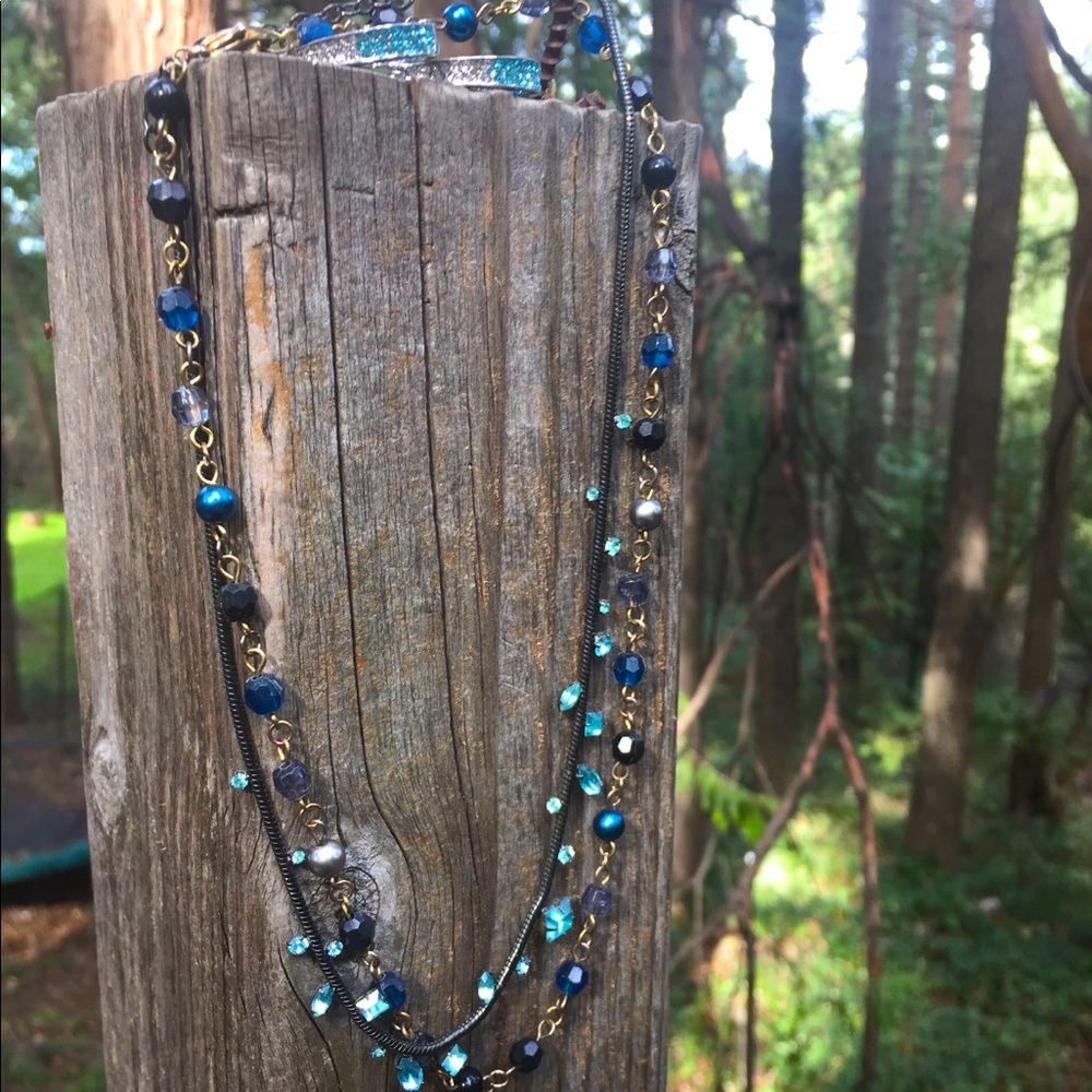 Shades of blue bundle necklaces and earrings - Picture 10 of 10